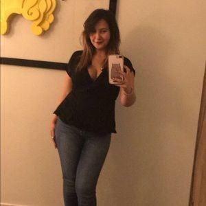 Meet your Posher, Jenine